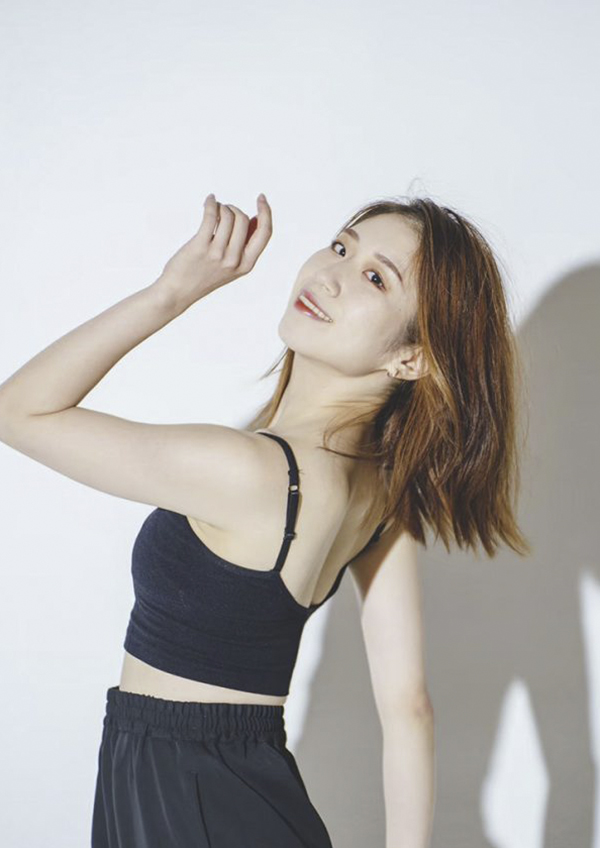 中津文花 | Ayaka Nakatsu